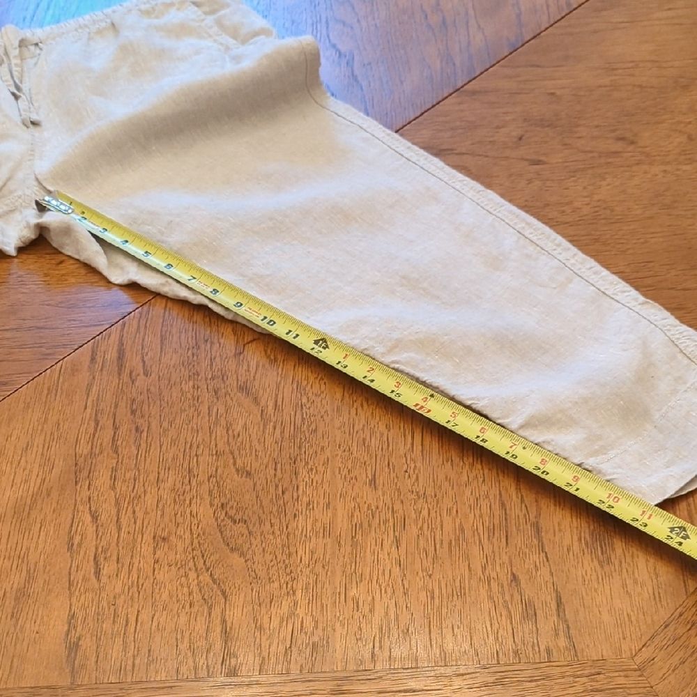 L.L. Bean Women's Beige Linen Cropped Capri Pants - Picture 12 of 13